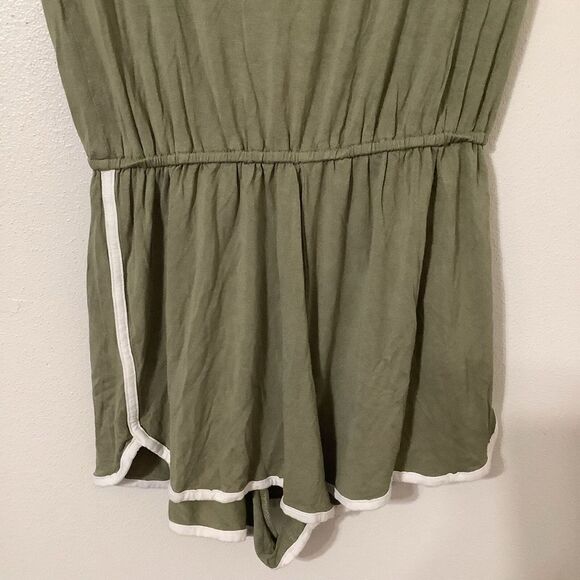 Forever 21 Olive Green Lightweight Slouchy Stretch Romper Small - Picture 5 of 14